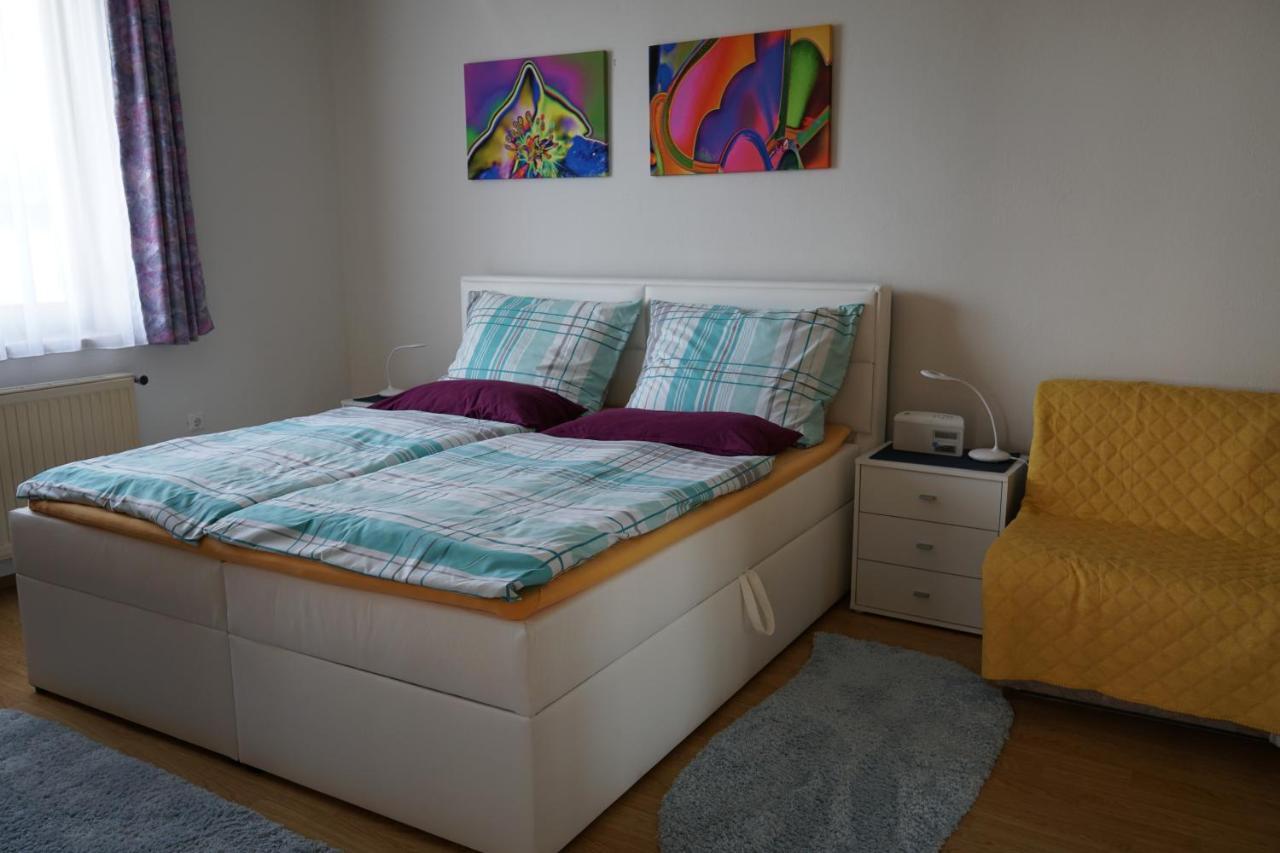Vorstadt-Appartement Haus Monika Aussere Ragnitz Esterno foto